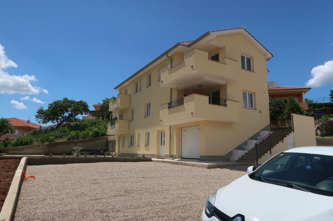 Apartmani Marin Vrbnik Exterior foto